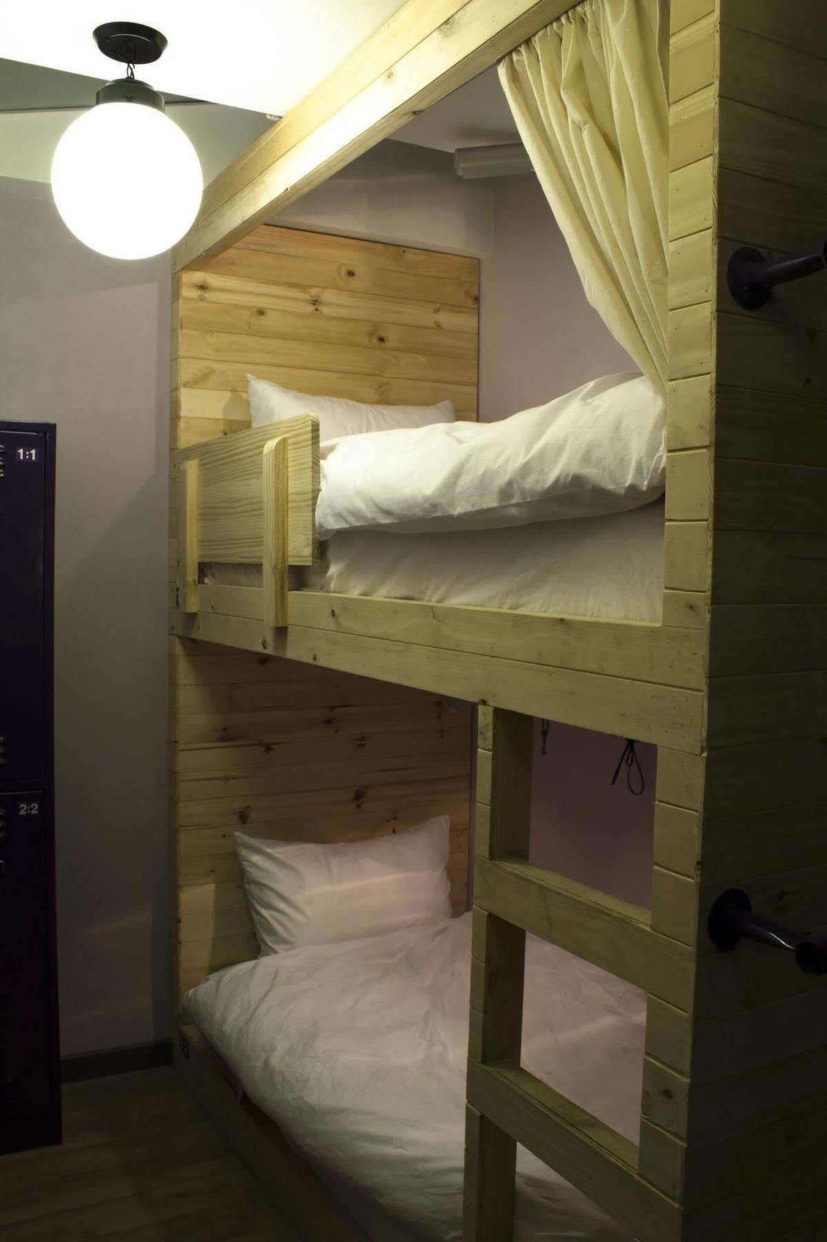 12:12 Hostels Bogotá Eksteriør billede