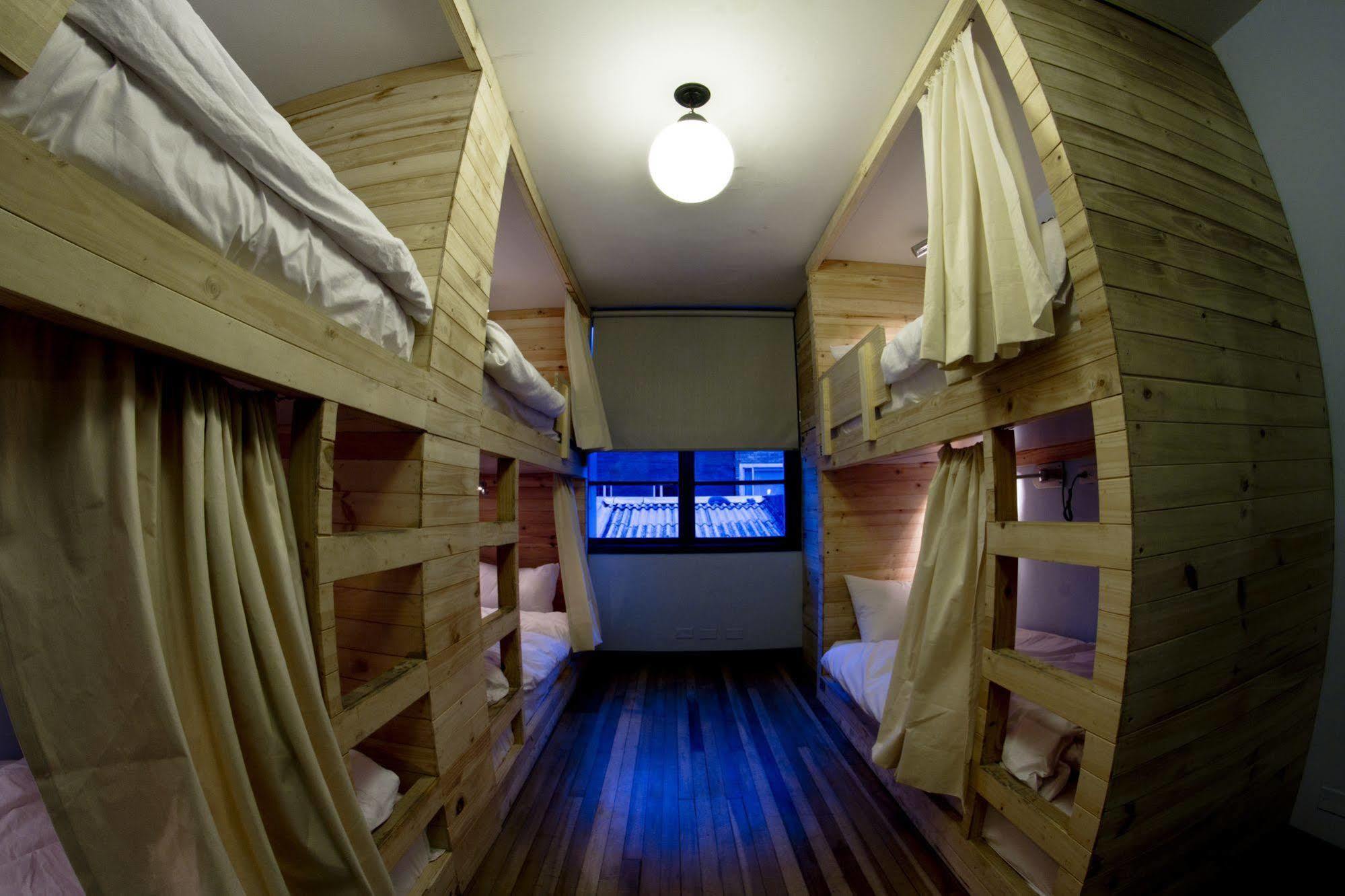 12:12 Hostels Bogotá Eksteriør billede